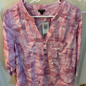 Torrid Pink and White 3/4 Sleeve Buttoned Blouse